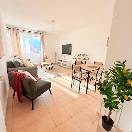 아파트 Vue Et Montagne *